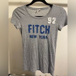 Abercrombie & Fitch short sleeve gray Logo T-shirt size Small